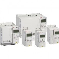 ABB  低壓交流傳動(dòng)變頻器   3-phase supply voltage 200 - 240 V units  ACS320-03U-10A8-2
