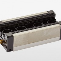 ABB機器人配件                 3HNA027517-001          Runner Block Size45 (Right)