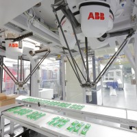 ABBIRB360-1/800在緊湊的占地 面積中展現(xiàn)了更高的柔性